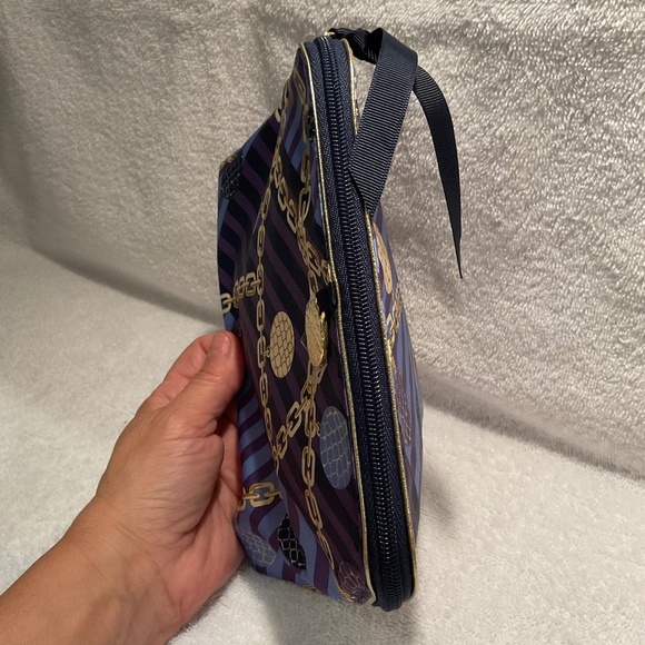 Estée Lauder NWOT Chain-Link Print Cosmetic Bag - Picture 8 of 15
